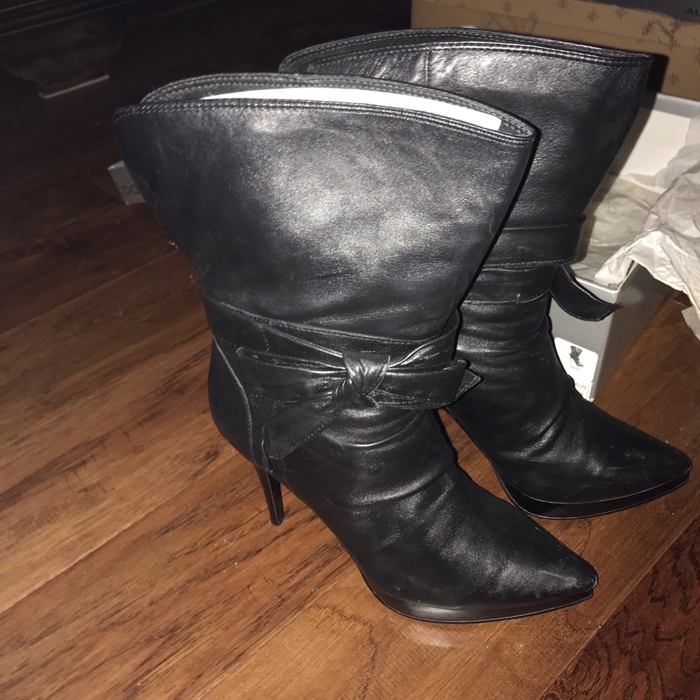 ALDO Nadda Black Leather Bow Booties Euro Size 39